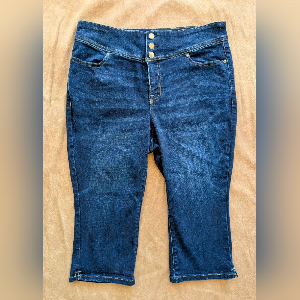 Lane Bryant High Rise Crop Jegging! Size 16!